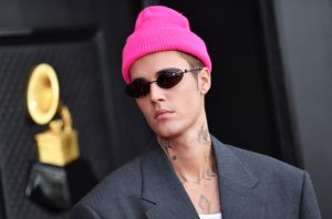 Justin Bieber Feels He’s Been ‘Drowning’ in ‘Hate’ in Vulnerable Post