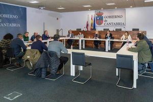 El Gobierno de Cantabria y el sector primario acuerdan prorrogar las medidas fre…