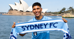 ¿Vuelve a la U? Sydney FC anunció la salida de Piero Quispe