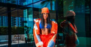 Nicole Favre vuelve al Perú con su nuevo álbum “1998”